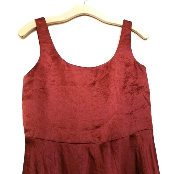 NWT Vince Minimal Quiet Luxury Slim Midi Slip Dress Sangre Red Satin 2 Cocktail - Picture 6 of 13